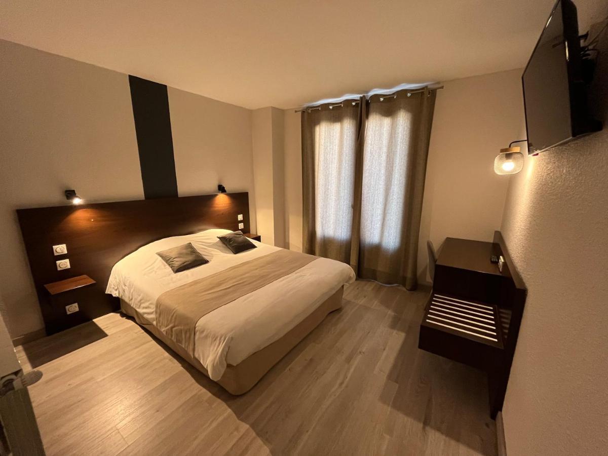 Hotel Restaurant Prunieres オモン・オーブラック エクステリア 写真